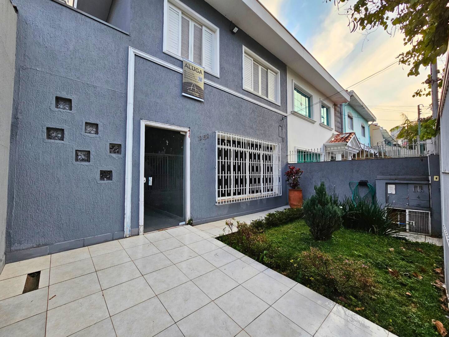 #688 - Casa para Venda em Osasco - SP