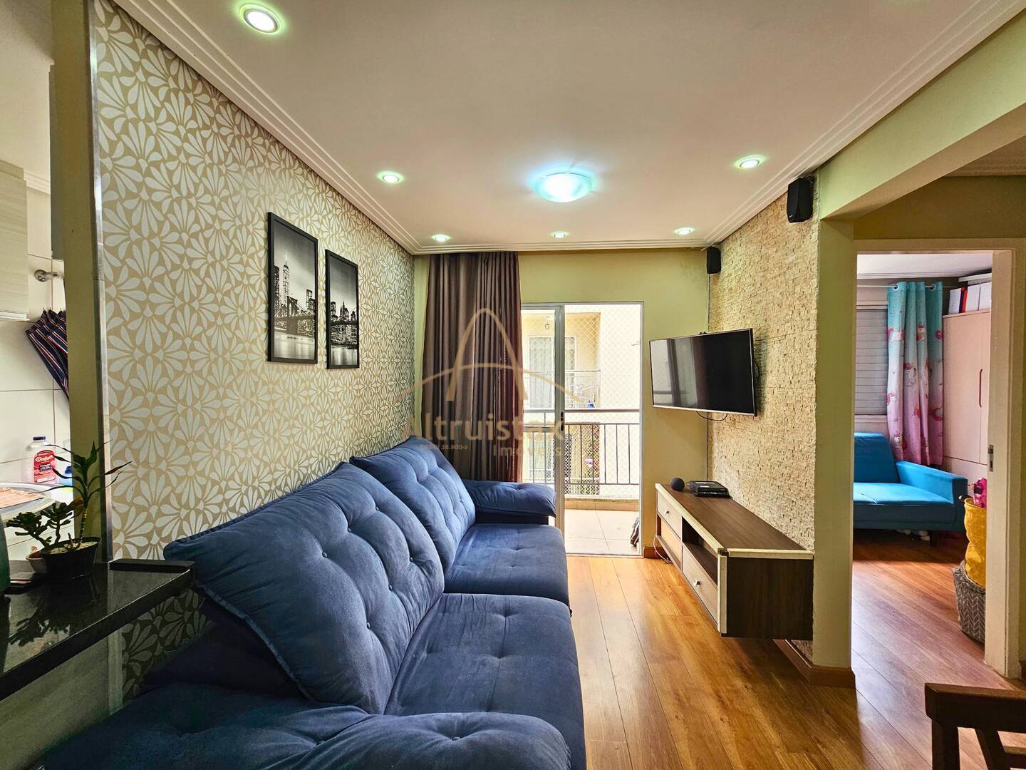 Apartamento à venda com 3 quartos, 57m² - Foto 2