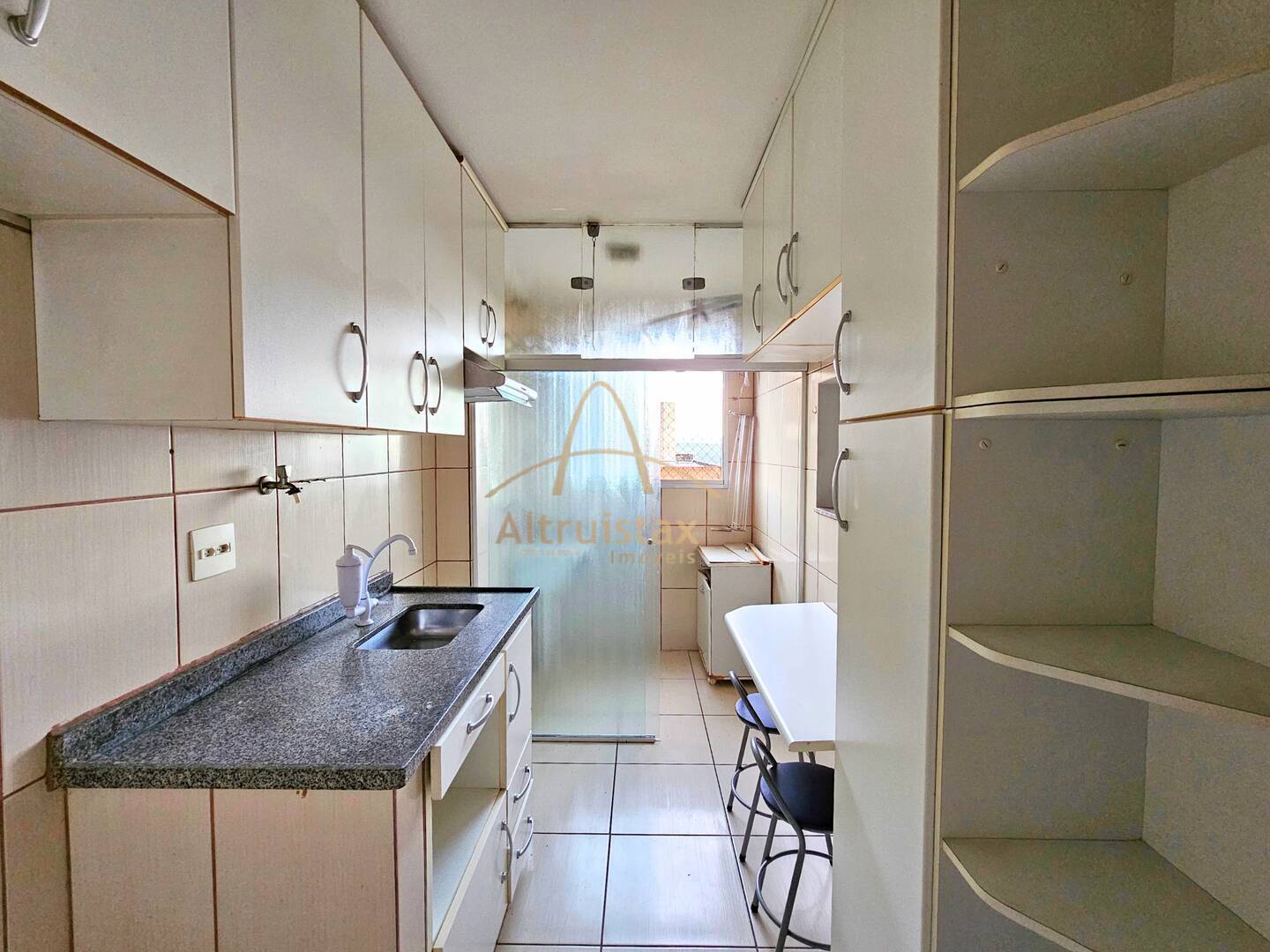 Apartamento à venda com 2 quartos, 51m² - Foto 13