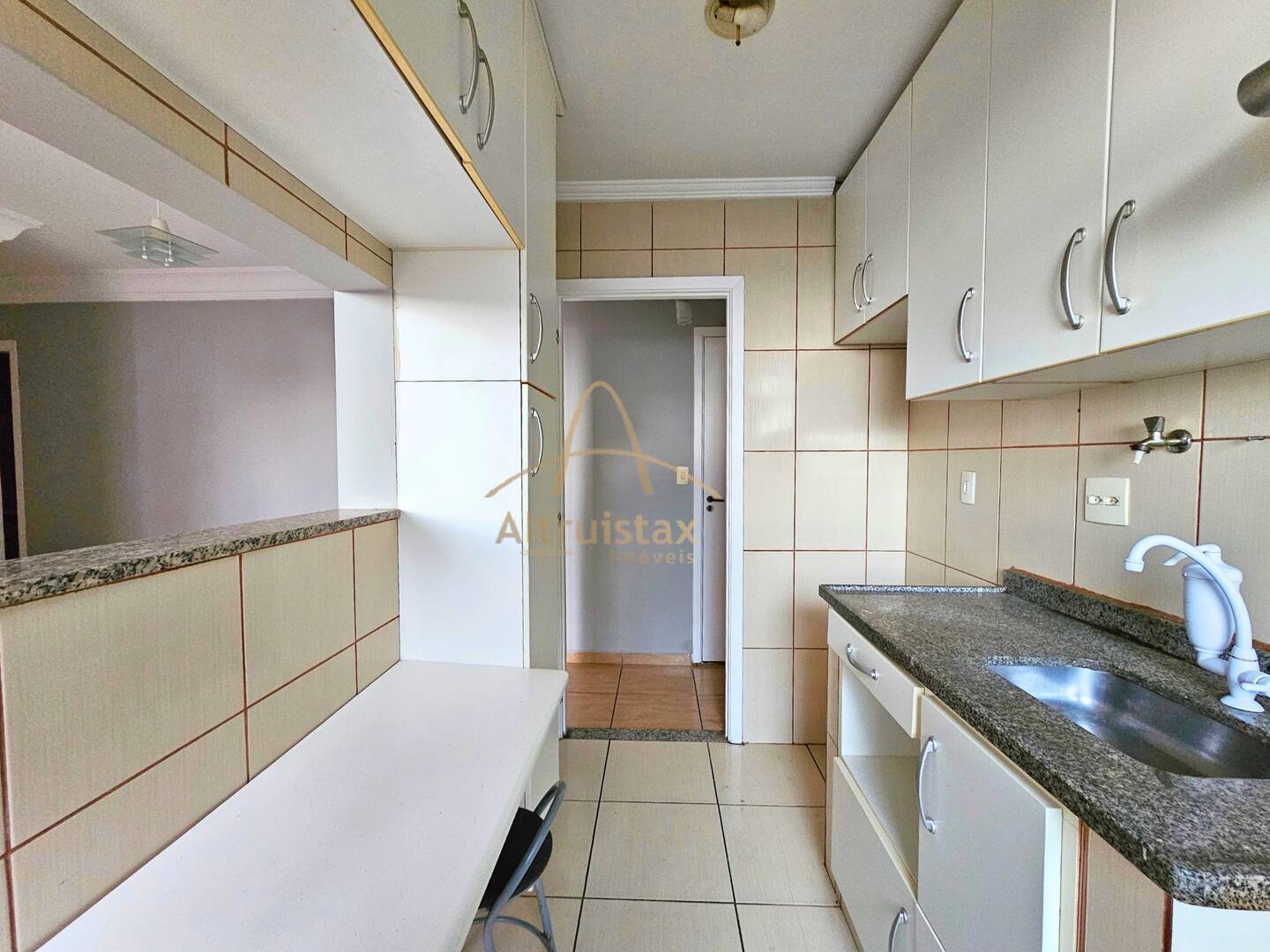Apartamento à venda com 2 quartos, 51m² - Foto 18