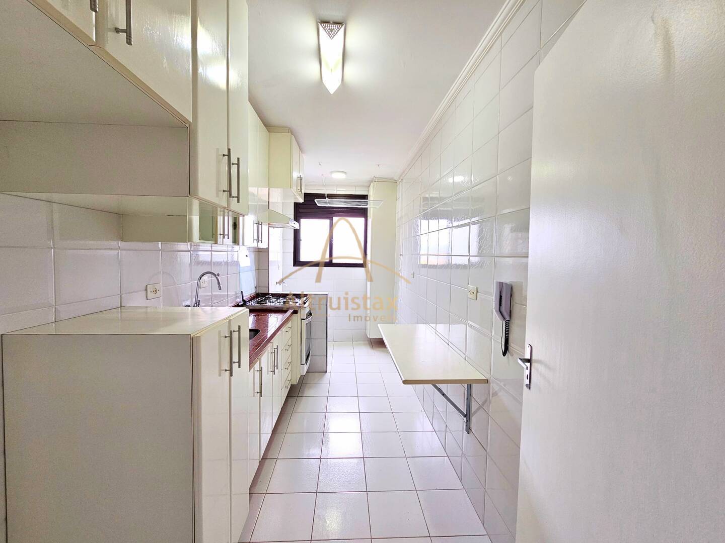 Apartamento à venda com 2 quartos, 58m² - Foto 15