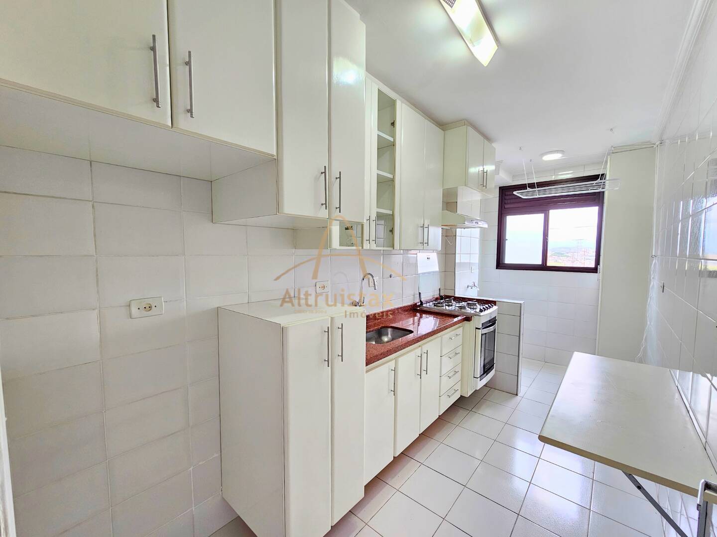 Apartamento à venda com 2 quartos, 58m² - Foto 16