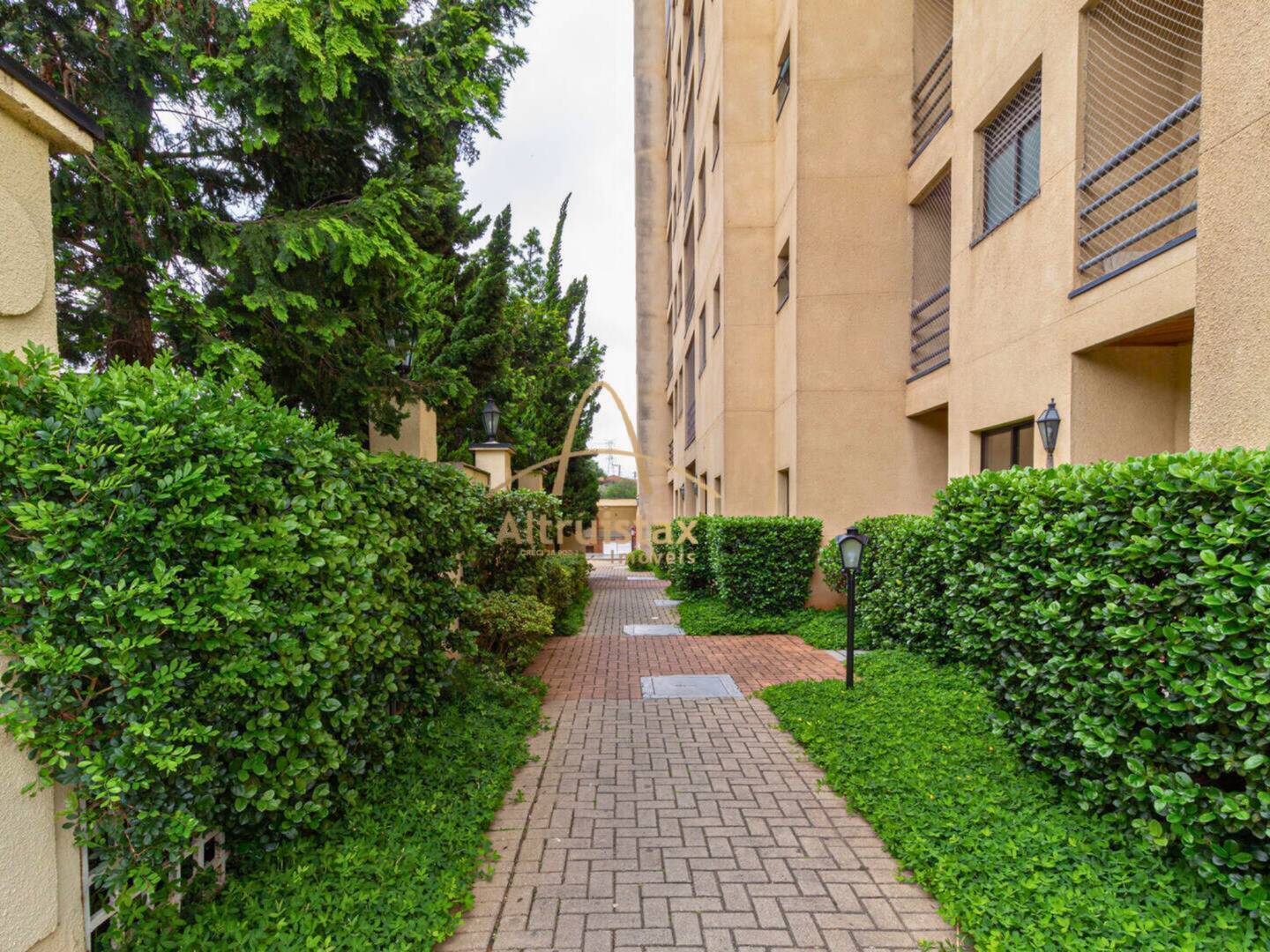Apartamento à venda com 2 quartos, 58m² - Foto 47