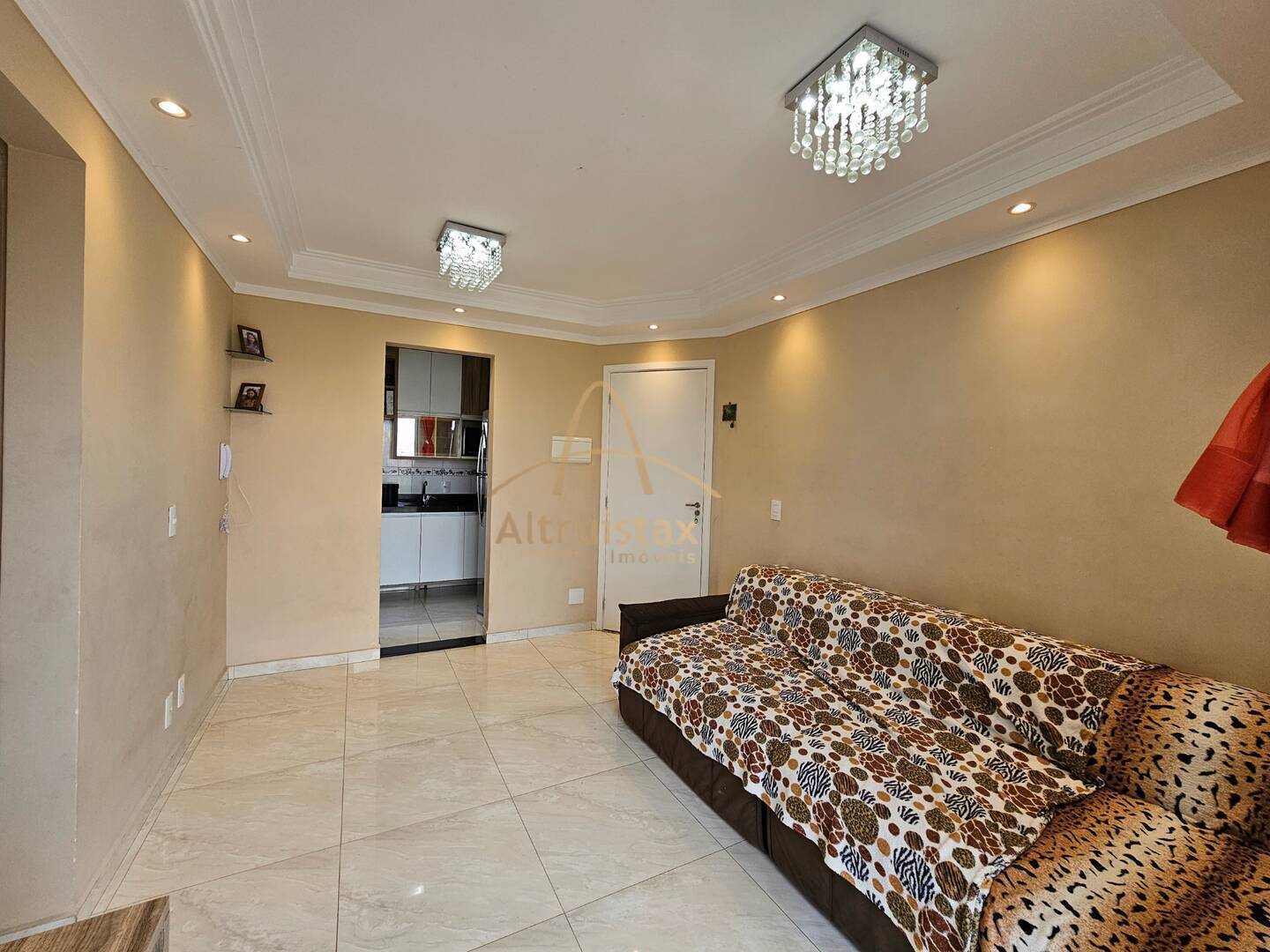Apartamento à venda com 2 quartos, 48m² - Foto 3