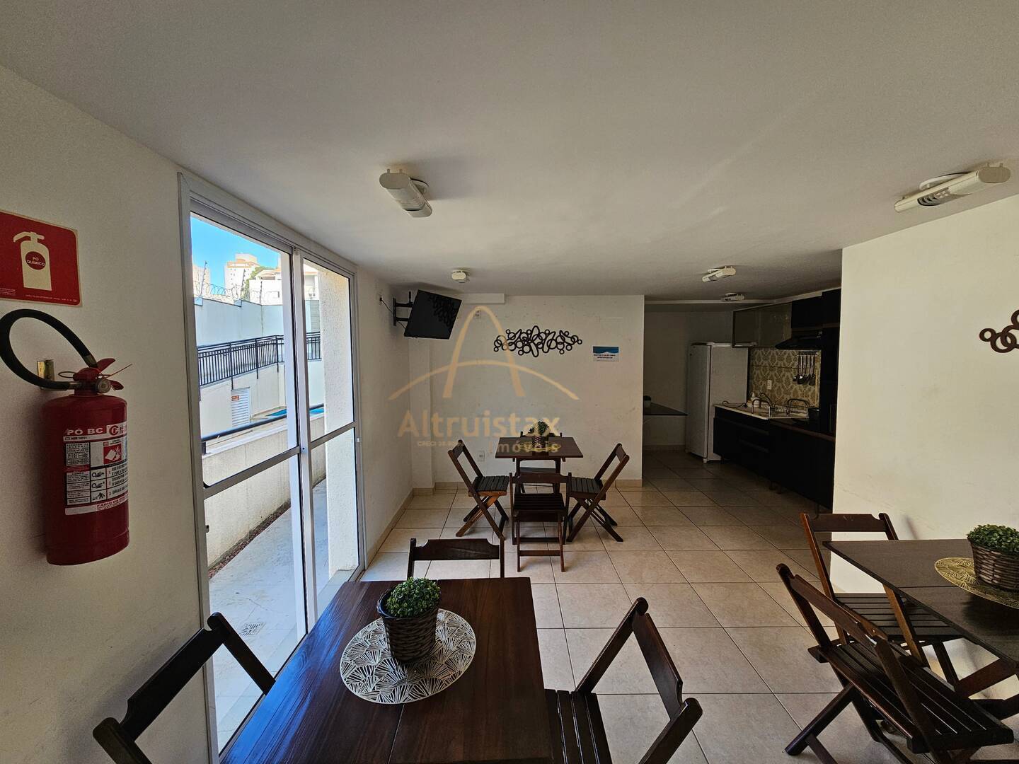 Apartamento à venda com 2 quartos, 48m² - Foto 29