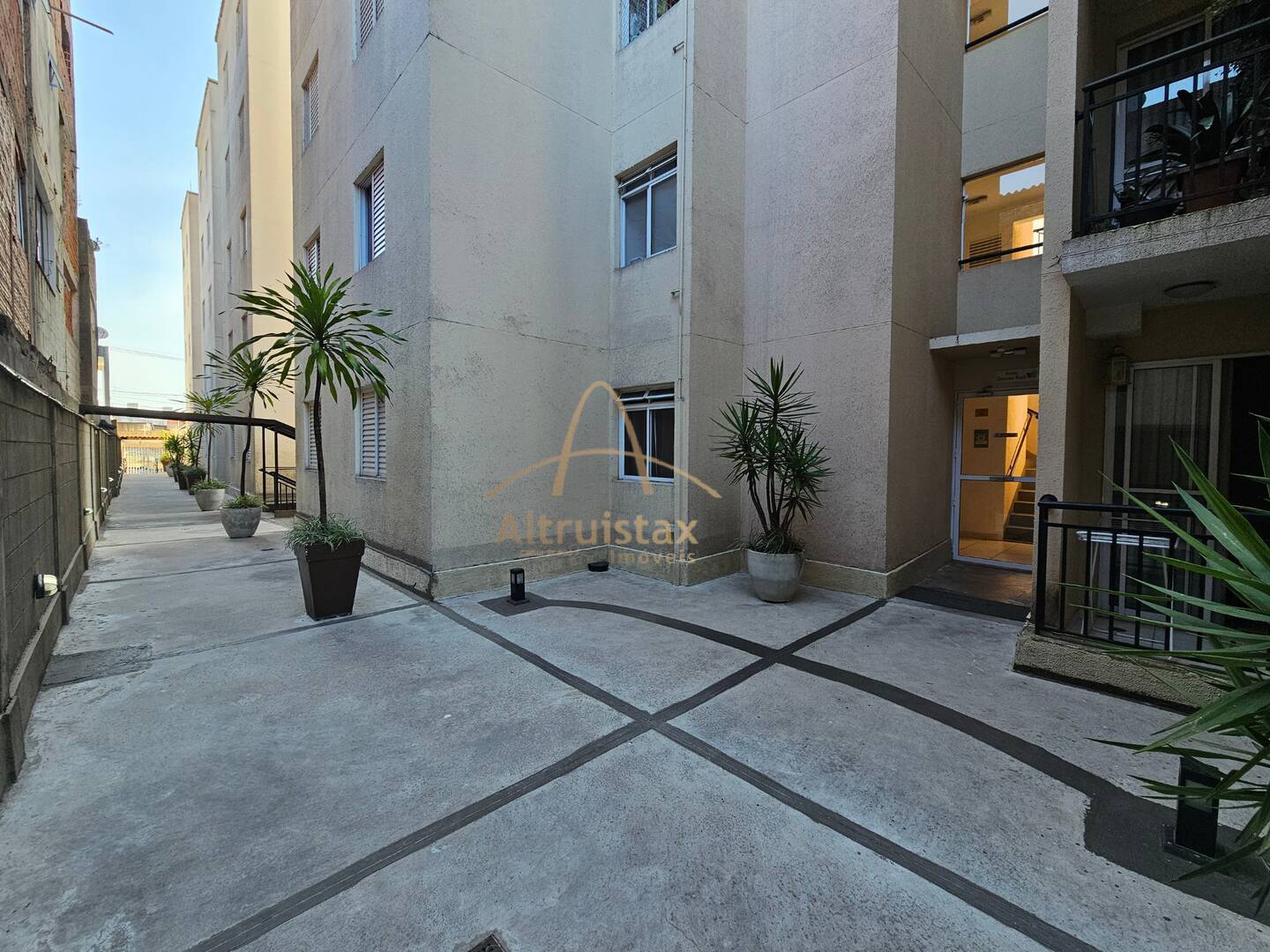 Apartamento à venda com 2 quartos, 48m² - Foto 34