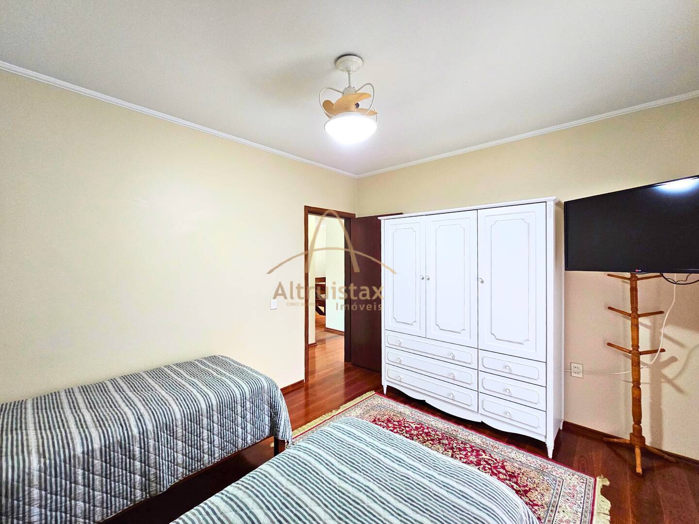 Casa, 4 quartos, 450 m² - Foto 29