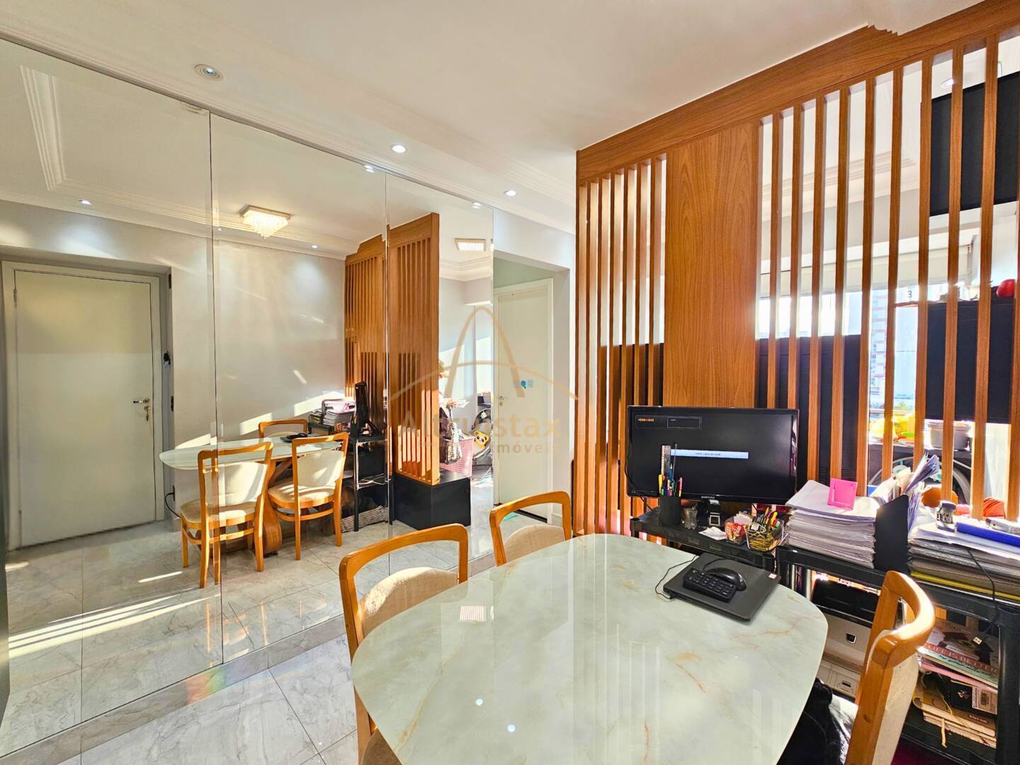 Apartamento à venda com 2 quartos, 45m² - Foto 2