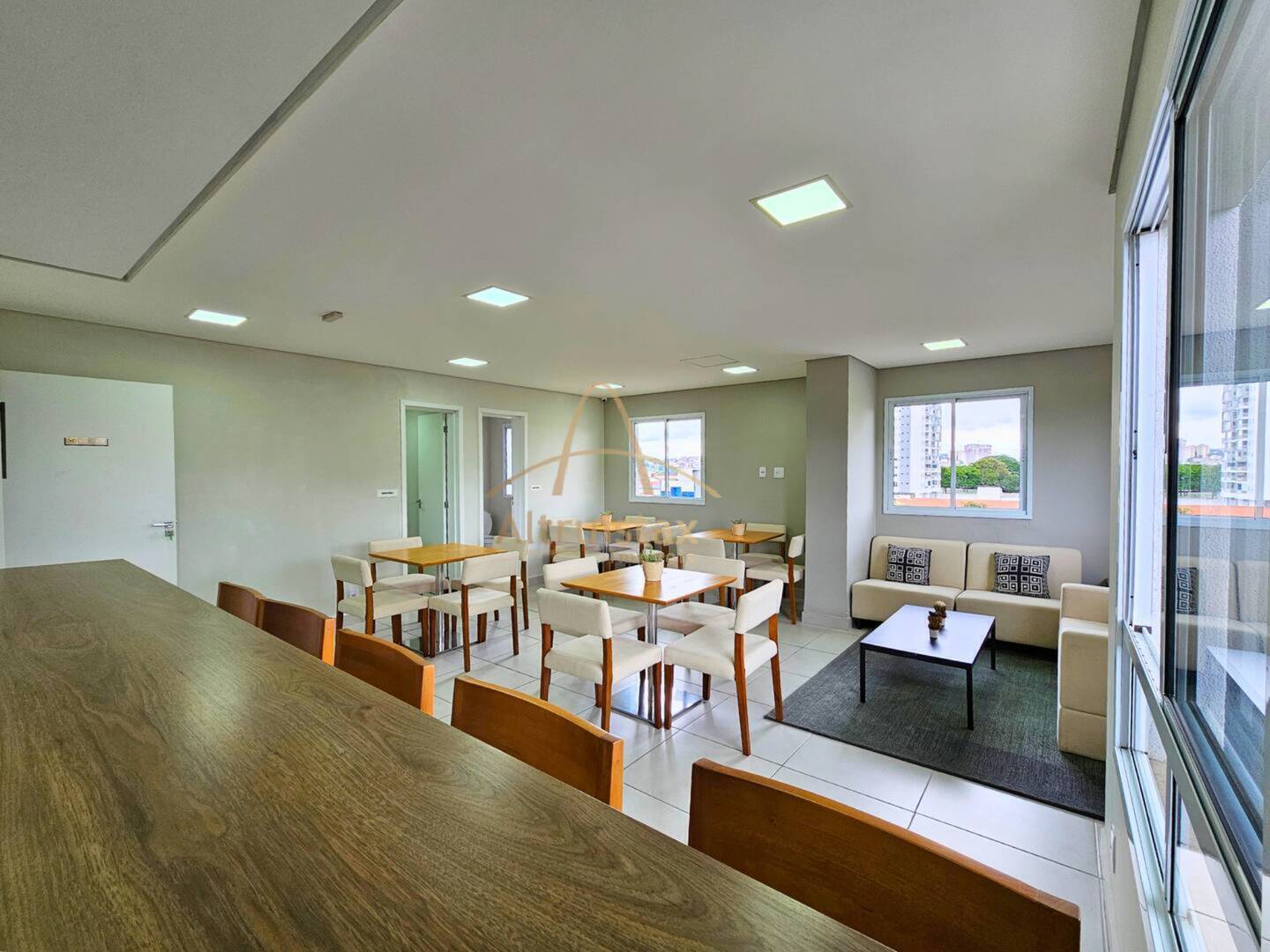 Apartamento à venda com 2 quartos, 45m² - Foto 11