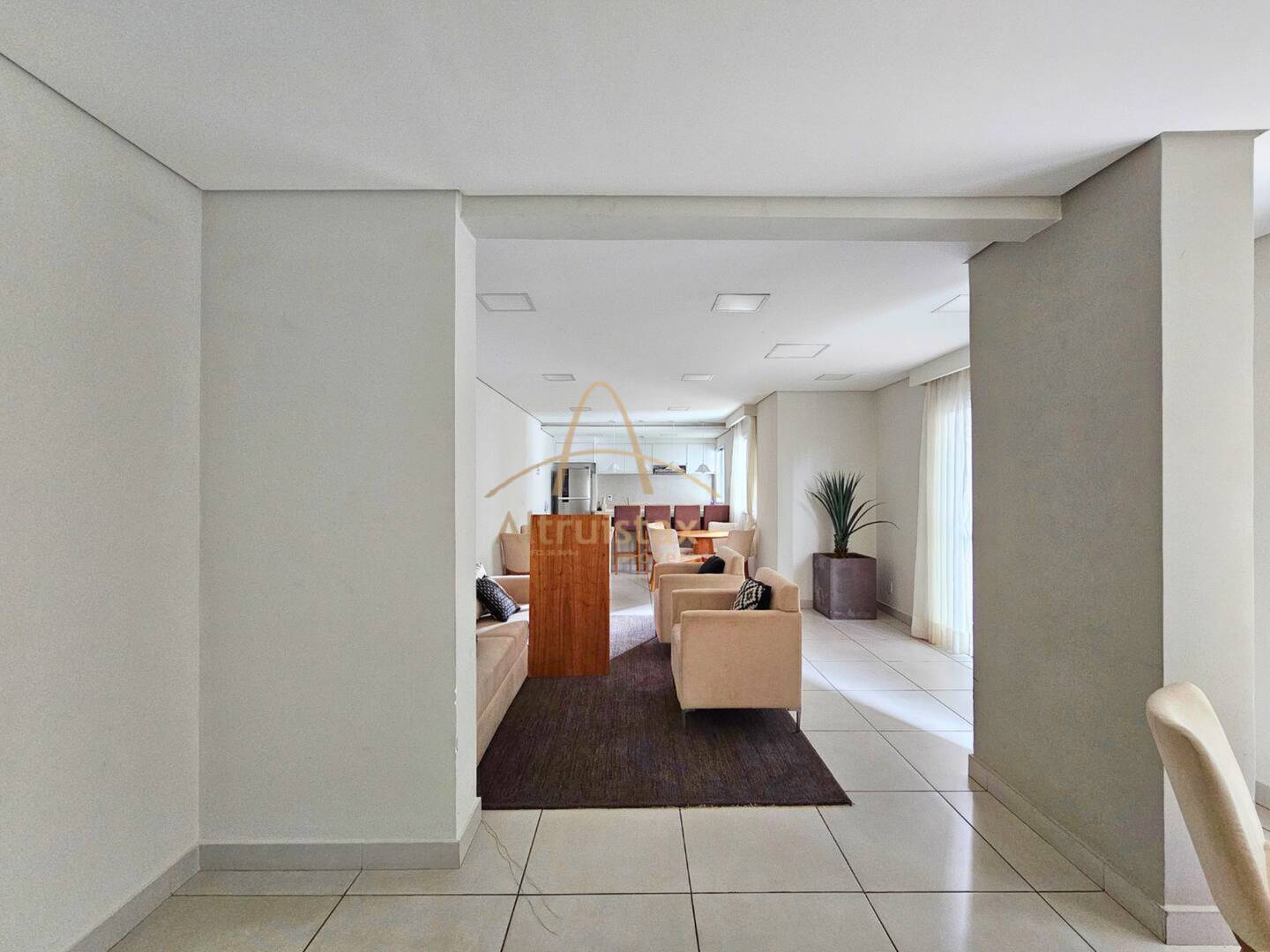 Apartamento à venda com 2 quartos, 45m² - Foto 10