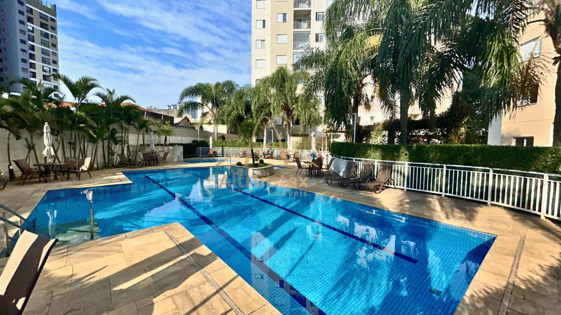 Apartamento à venda com 2 quartos, 62m² - Foto 26
