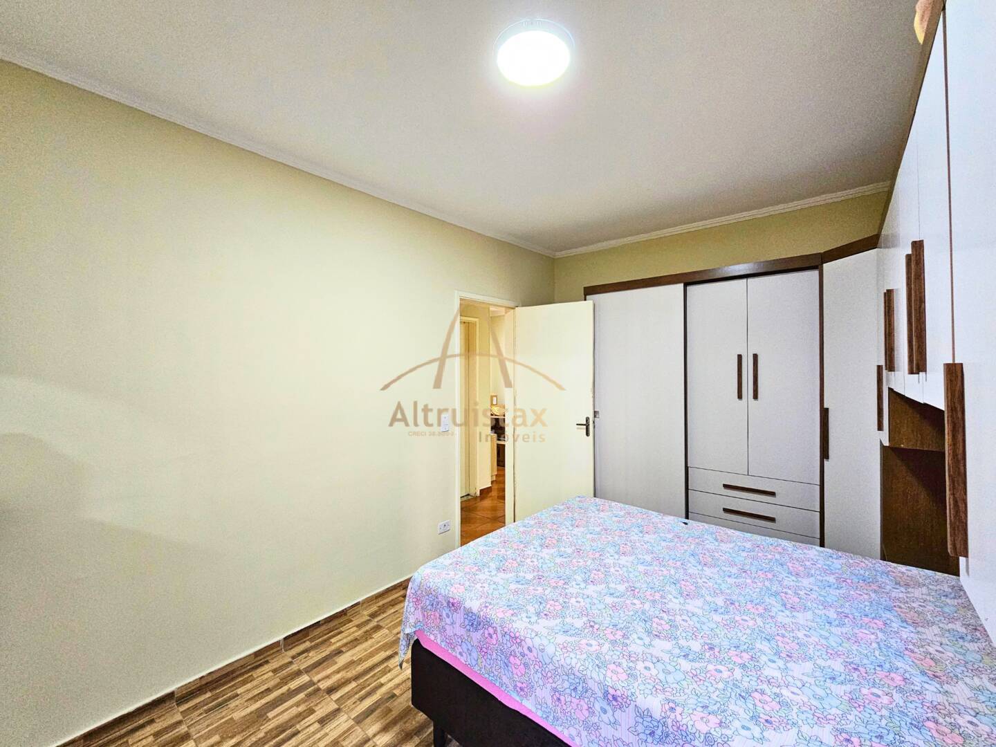 Apartamento à venda com 2 quartos, 62m² - Foto 11