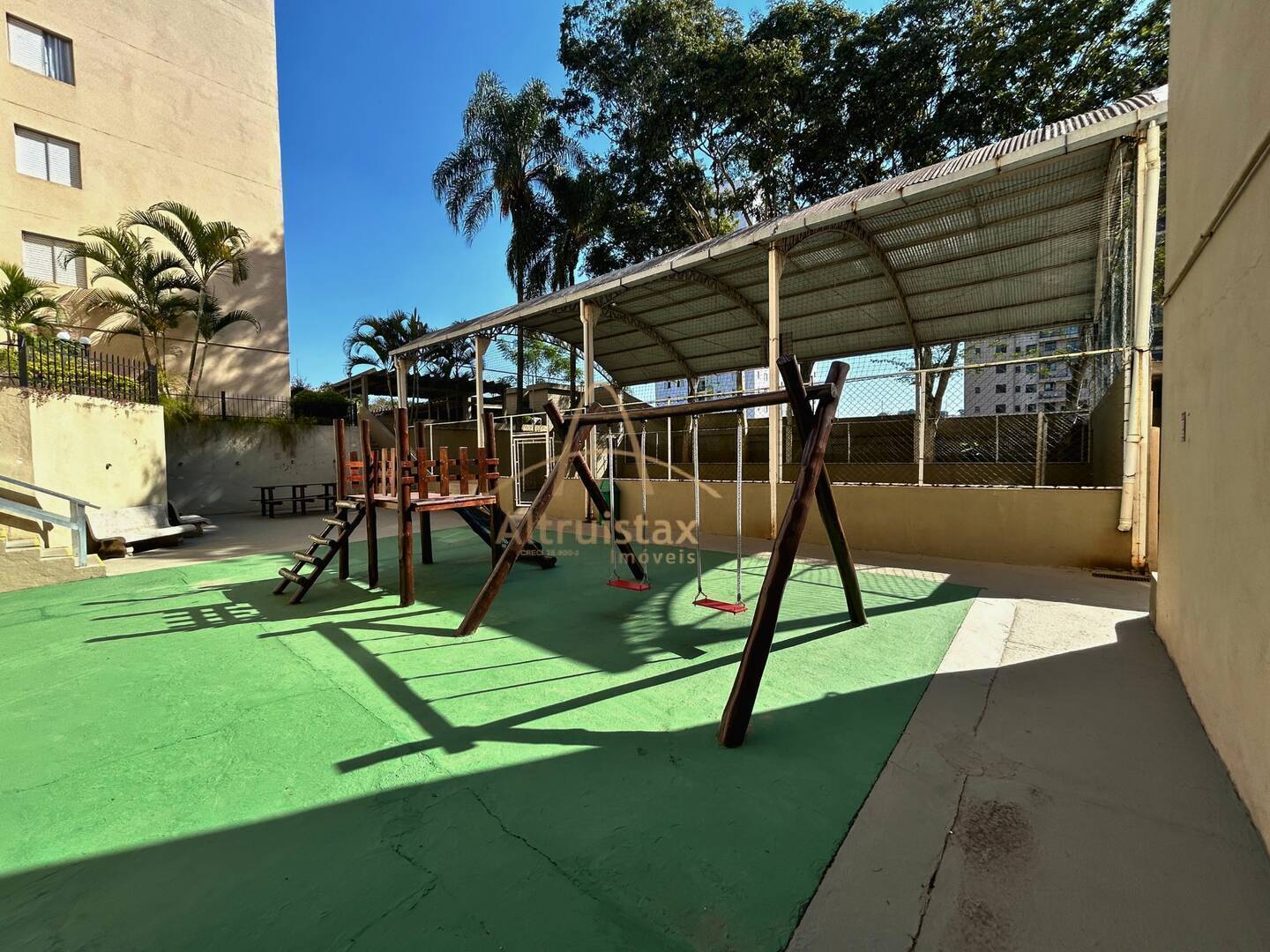 Apartamento à venda com 2 quartos, 62m² - Foto 17