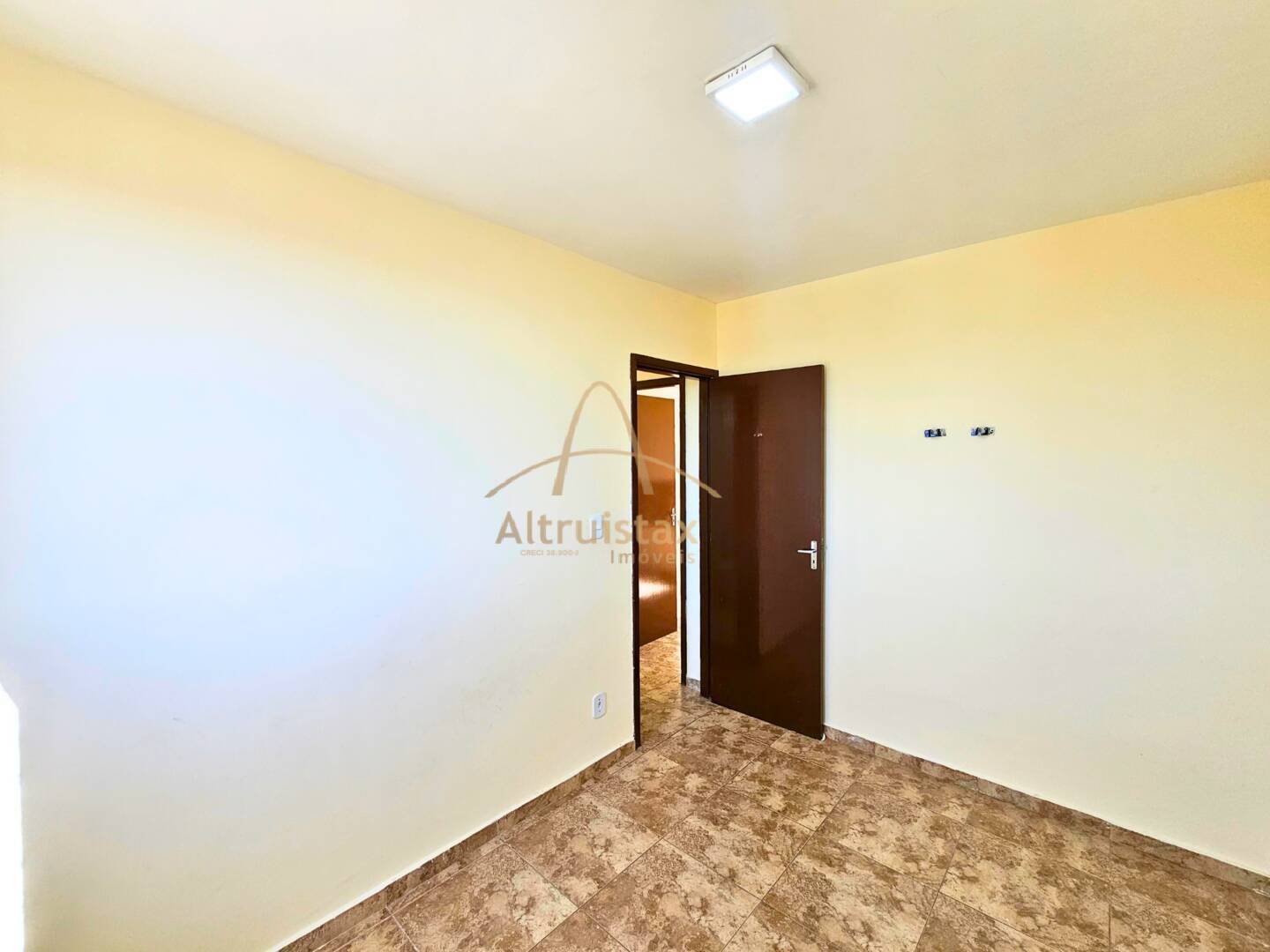Apartamento à venda com 2 quartos, 52m² - Foto 15