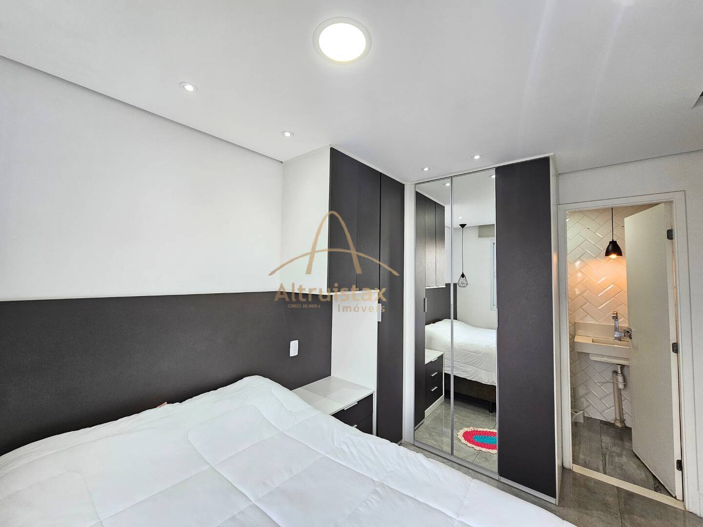 Apartamento à venda com 2 quartos, 56m² - Foto 15