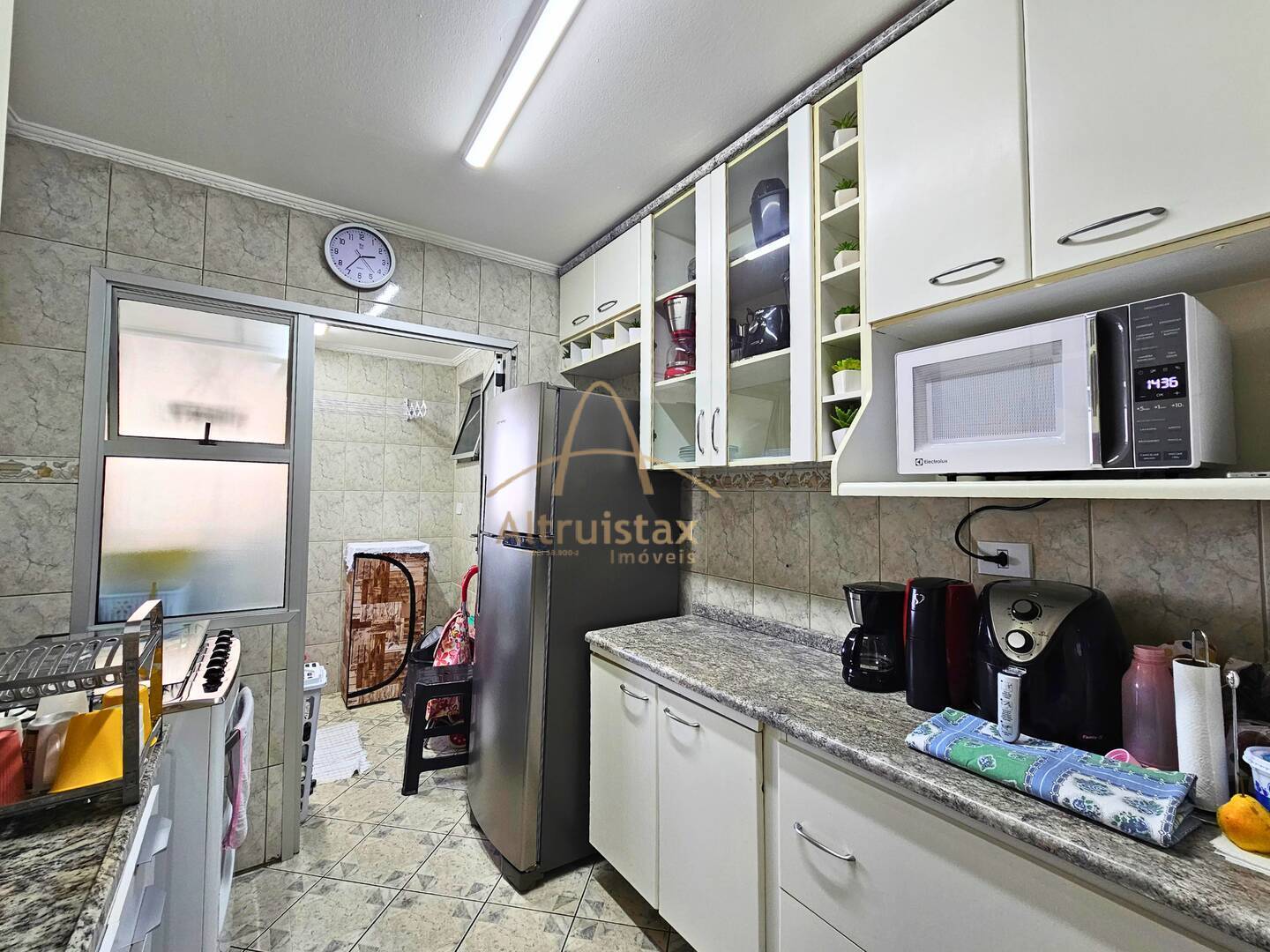 Apartamento à venda com 3 quartos, 80m² - Foto 11