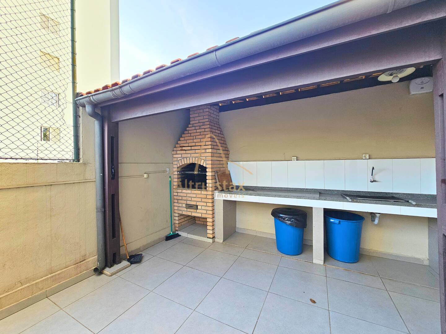 Apartamento à venda com 3 quartos, 80m² - Foto 27