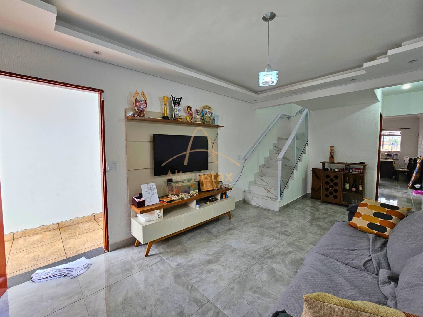 Sobrado à venda com 3 quartos, 188m² - Foto 4