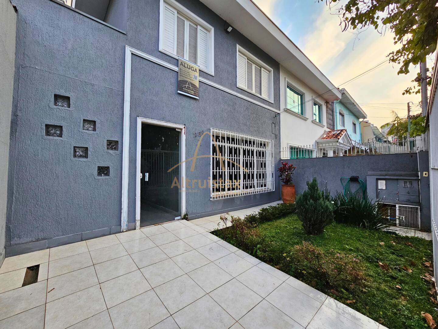 Casa, 3 quartos, 150 m² - Foto 1