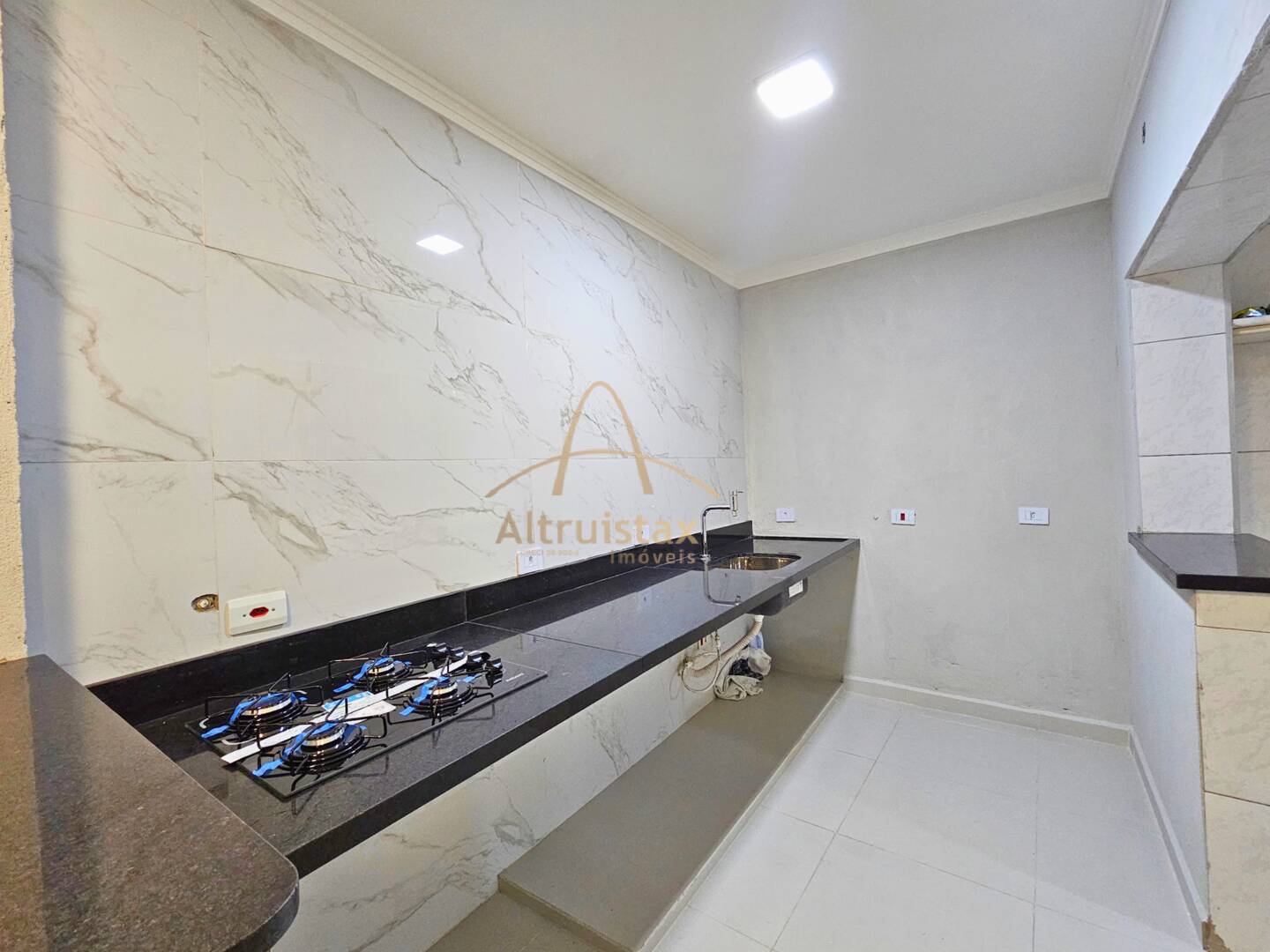 Casa à venda com 3 quartos, 111m² - Foto 21