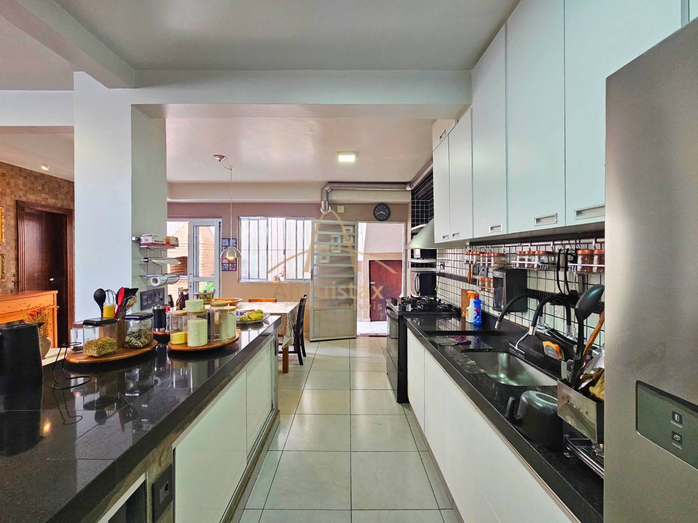 Casa, 3 quartos, 200 m² - Foto 12