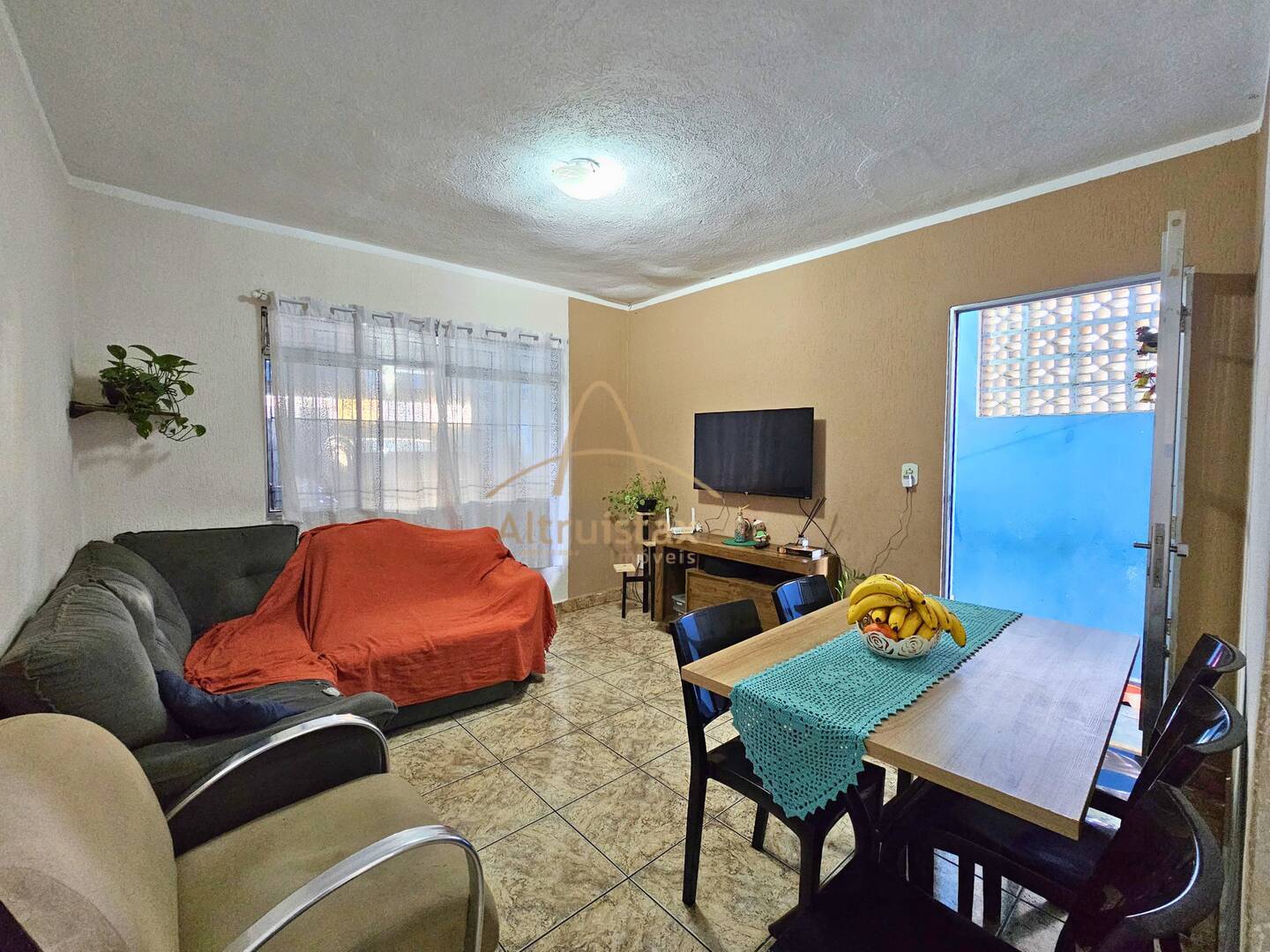 Casa, 3 quartos, 136 m² - Foto 1