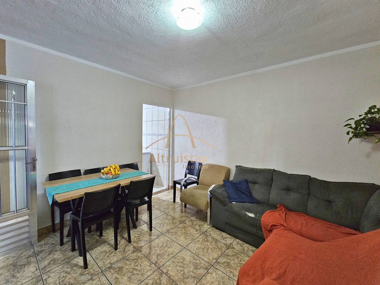 Casa, 3 quartos, 136 m² - Foto 2