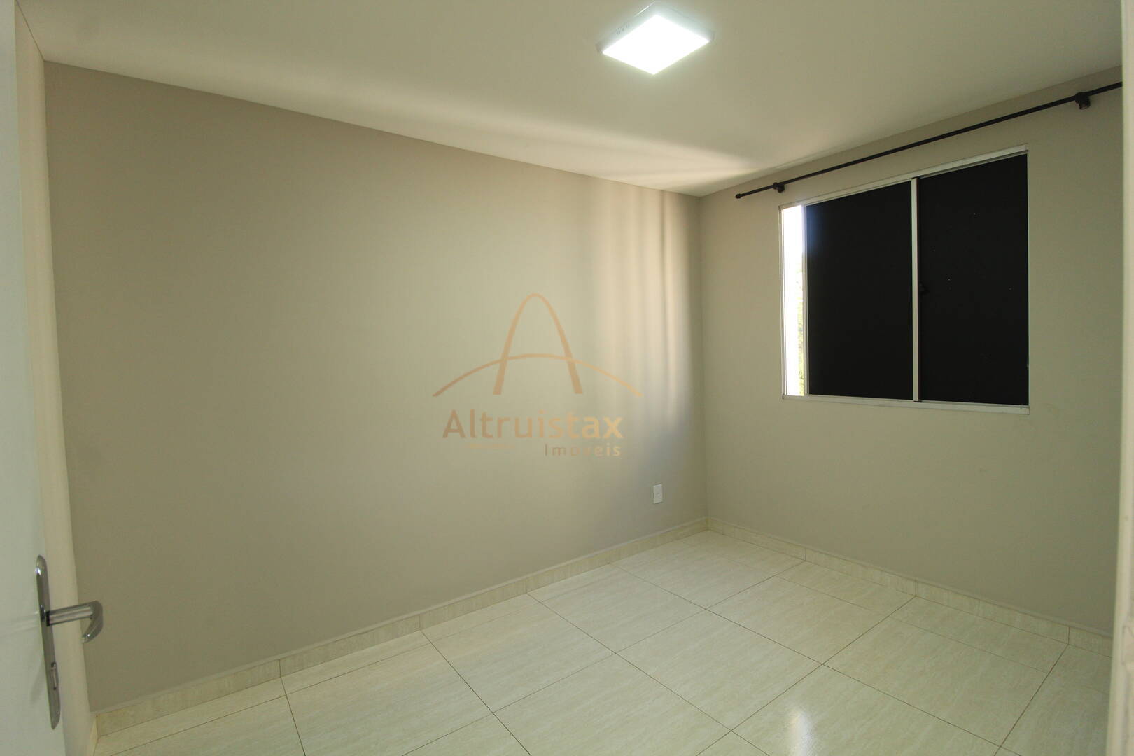 Apartamento, 3 quartos, 93 m² - Foto 2